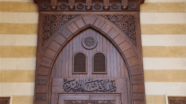 دار الإفتاء: من تعمد التقيؤ في نهار رمضان أفطر