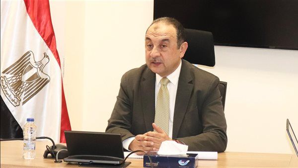 وزير قطاع الأعمال ينعى عابد عز الرجال رئيس أبو قير للأسمدة: عرفناه بطيب أخلاقه