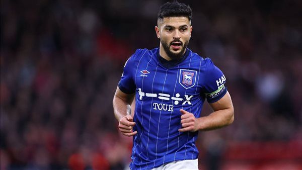 المفاوضات مستمرة مع ناديه.. ميدو يتوصل لاتفاق مع سام مرسي للانضمام إلى الزمالك