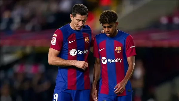 ليفاندوفسكي ويامال بالهجوم.. تشكيل برشلونة في مباراة فياريال بالدوري الإسباني