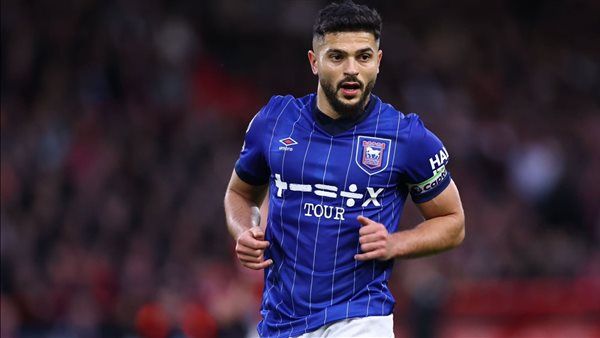 إيبسويتش تاون يوضح حقيقة تفاوض الزمالك مع سام مرسي