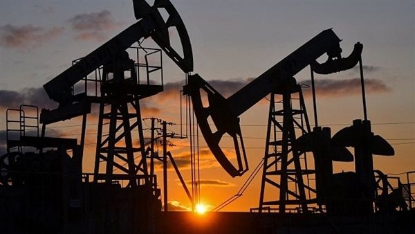 تراجع أسعار النفط بعد الحديث عن نهاية الحرب الروسية الأوكرانية