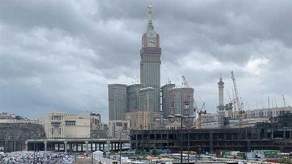 السعودية اليوم.. استمرار الأجواء الحارة مع أمطار رعدية على مرتفعات الجنوب
