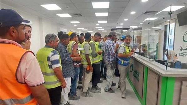 اتحاد نقابات عمال مصر: تحديد رواتب القطاع الخاص وفق دراسات وبالتشاور مع كبرى الشركات لمراعاة المواطن