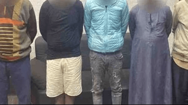 انتحلوا صفة رجال شرطة.. محاكمة المتهمين بالنصب علي المواطنين في عابدين