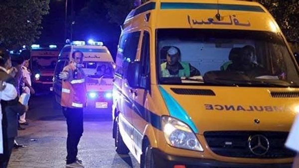 حالتهما خطيرة.. إصابة شابين إثر حادث انقلاب سيارة ملاكي في قنا