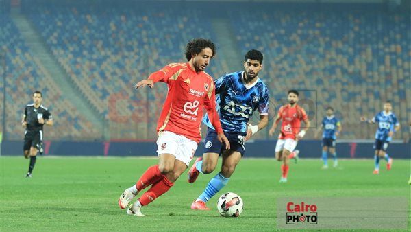 بيراميدز يطلب حكاما أجانب لمباراتي الأهلي والزمالك في الدوري