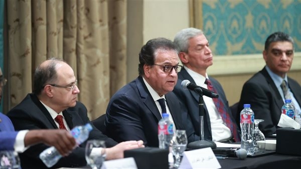 وزير الصحة يشارك في تكريم رئيس هيئة الشراء الموحد والإمداد والتموين الطبي السابق