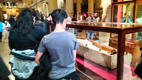 لمشاهدة المومياء الصارخة.. إقبال كبير من السائحين على زيارة المتحف المصري بالتحرير