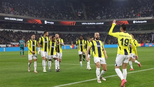 بسبب أحداث شغب.. إيقاف مباراة فنربخشة وأندرلخت بالدوري الأوروبي
