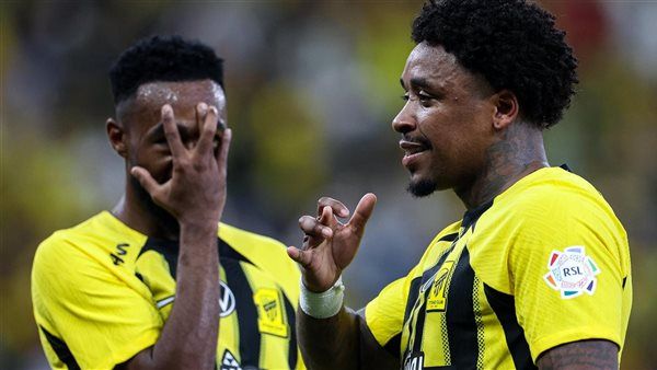 اتحاد جدة يكتسح الهلال برباعية في كلاسيكو السعودية