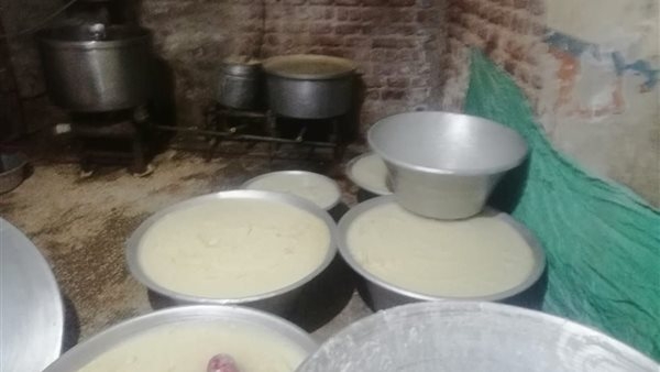 ضبط مصنع بوظة بقرية أولاد حمزة في سوهاج