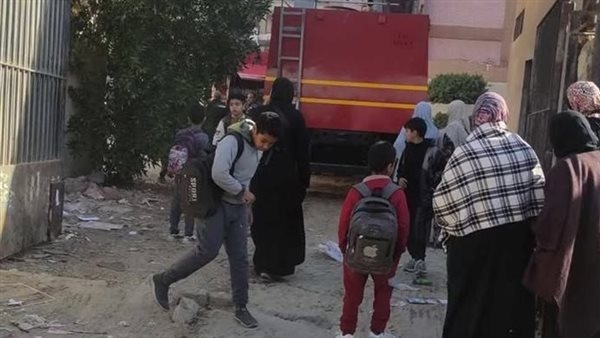 حريق داخل مدرسة هدى شعراوي بنات بالسلام.. والحماية المدنية تسيطر عليه