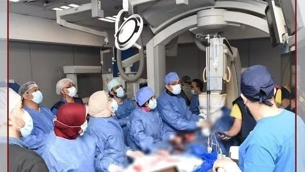أخبار التعليم اليوم.. نجاح طبي بمستشفيات جامعة عين شمس بإجراء 20 حالة لزراعة الصمام الرئوي بالقسطرة