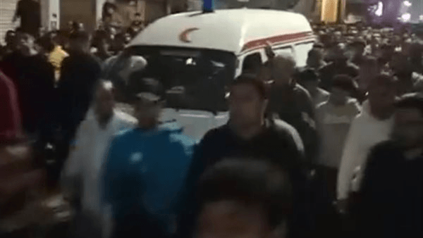 الاتنين أطباء وكانوا بيجهزوا لفرحهم.. تشييع جثماني طبيب الدقهلية وخطيبته في جنازة مهيبة