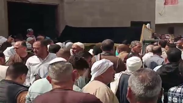 الأقدم في الإذاعة.. أهالي البحيرة يودعون المبتهل الشيخ فوزي عبد الغفار