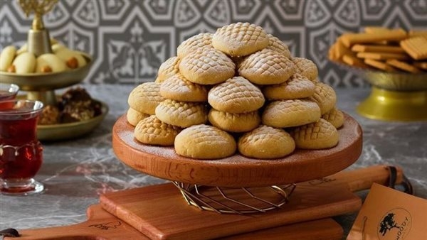 كيفية تحضير كحك العيد في البيت زي المحلات خطوة بخطوة.. خفيف بالسمن البارد