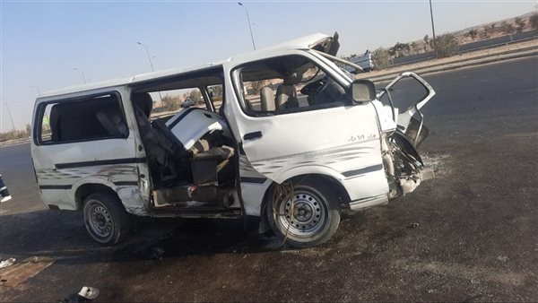 إصابة 13 شخصًا إثر انقلاب ميكروباص في أسيوط