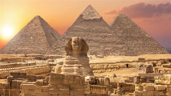باحثون يزعمون اكتشاف مدينة ضخمة تحت الأرض أسفل أهرامات الجيزة
