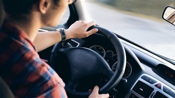 قبل العيد.. 6 خطوات لتجهيز سيارتك للسفر