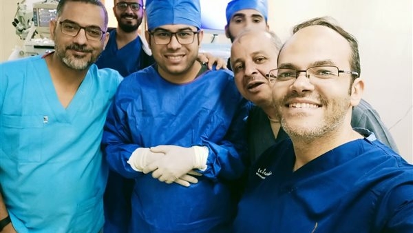 جراء العدوان على غزة.. تدخل جراحي دقيق لمصاب فلسطيني بشظايا داخل الأذن في جامعة سوهاج