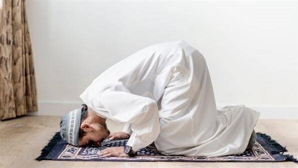 من فاتته صلاة في السفر كيف يقضيها بعد عودته؟.. الأزهر للفتوى يوضح
