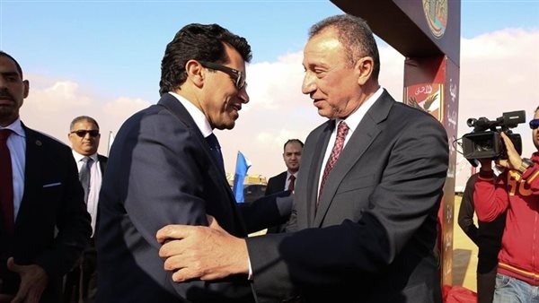 أشرف صبحي: لم أقبل إهانة الأهلي في أزمة الهدايا.. واستحالة أعمل قانون لإقالة الخطيب