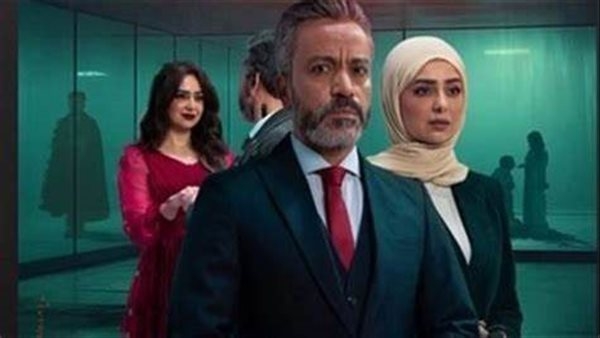 استنساخ لـ سامح حسين مهدد بالسحب من دور العرض بعد تراجع إيراداته