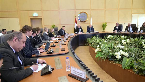 السويد توافق على تمويل الدراسات المطلوبة لإعداد خطة تشغيل الأتوبيس الترددي في مصر