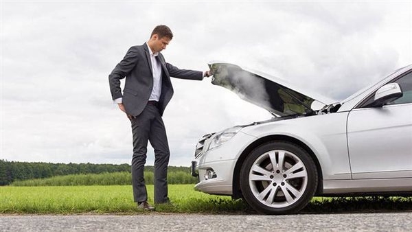 8 أسباب وراء ارتفاع درجة حرارة محرك السيارة.. تعرف عليها