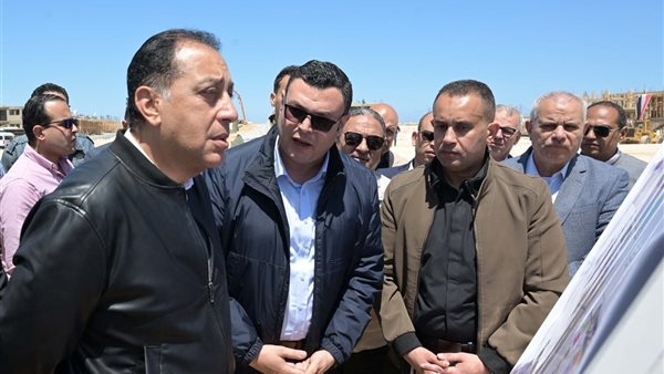 رئيس الوزراء يتفقد مشروع مارينا By The Lake M8 بمدينة العلمين الجديدة