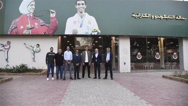 نادي الصيد يجدد تعاقده مع البطل الأولمبي سيف عيسى