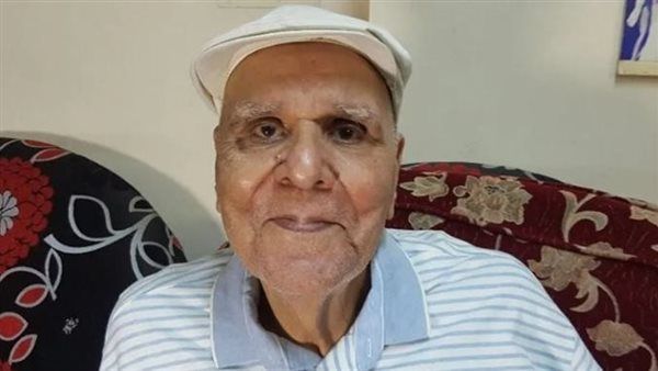 نجل نعيم عيسى يكشف تطورات الحالة الصحية لوالده: لا زال على أجهزة التنفس