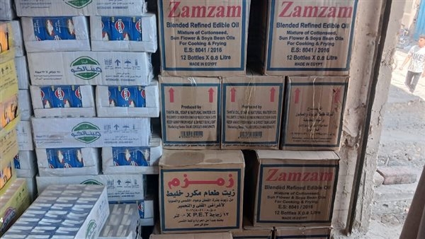 ضبط كميات كبيرة من الزيت والعلف مجهولة المصدر في جنوب الأقصر