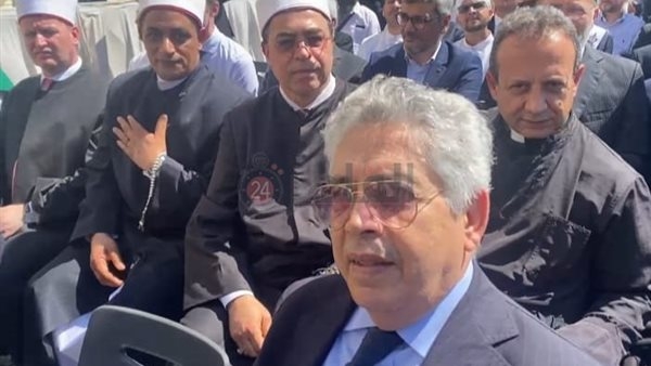 إمام مسجد روما الكبير يشارك في حفل تأبين بابا الفاتيكان