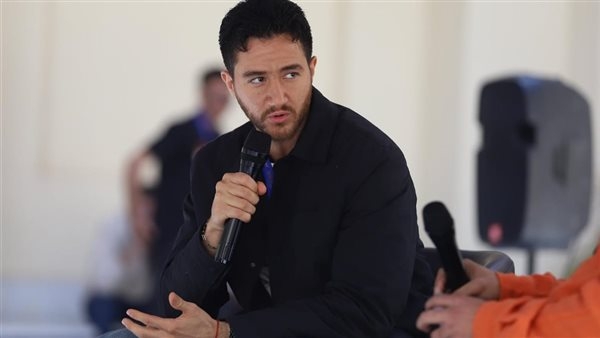 أحمد مالك: التمكن من المهنة أقوى وسائل التسويق الحقيقي للفنان