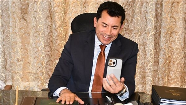 وزير الرياضة يهنئ منتخب رفع الأثقال بعد إنجازهم بالبطولة الإفريقية