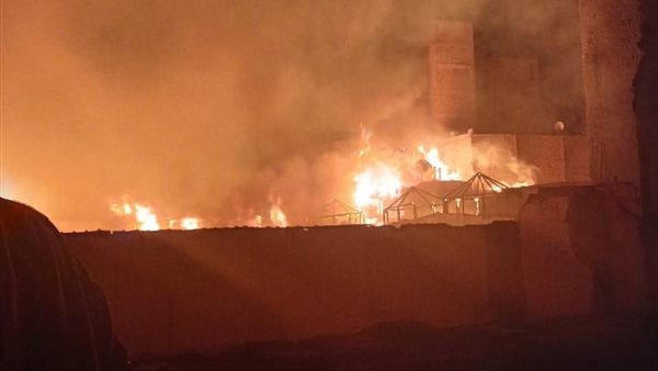حريق يلتهم مزرعة دواجن ببني سويف.. والحماية المدنية تسيطر عليه