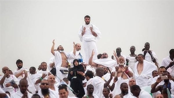 الإفتاء: لا يُطلب شرعًا من الحاج أداء صلاة عيد الأضحى