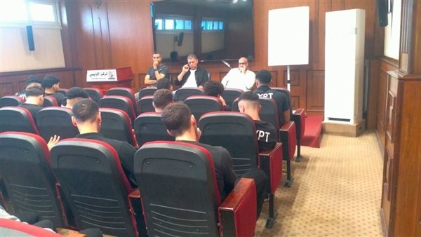 لقطات من الجلسة التحفيزية لمنتخب شباب اليد قبل المشاركة في كأس العرب