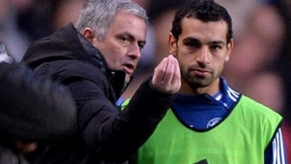 مورينيو: صلاح كان مثل الطفل الضائع.. وأنا من قررت شراءه في تشيلسي