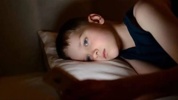 تأثير سهر الأطفال لأوقات متأخرة من الليل على النمو العقلي