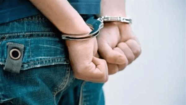 التحقيق مع عاطل بتهمة ترويج المواد المخدرة في القليوبية