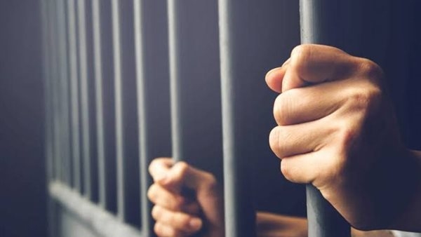 المشدد 3 سنوات لعاطل بمدينة رأس سدر بتهمة الإتجار في المواد المخدرة