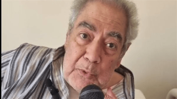 بدأت من 24 عاما.. رحلة صبري عبد المنعم مع السرطان