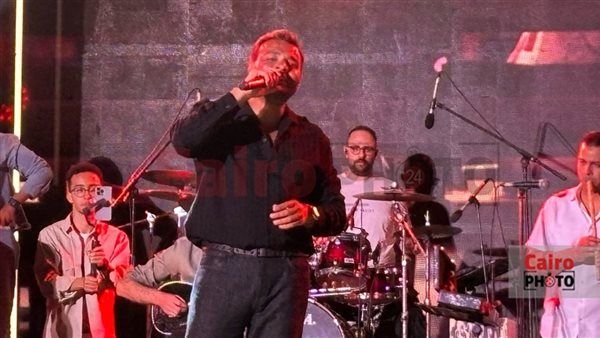 رامي صبري يتألق في حفل فني كبير بمدينتي