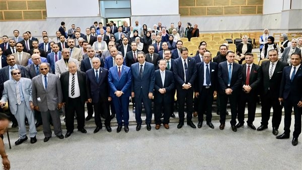 رئيس هيئة النيابة الإدارية يشهد افتتاح المقر الجديد بمدينة ساقلتة بسوهاج