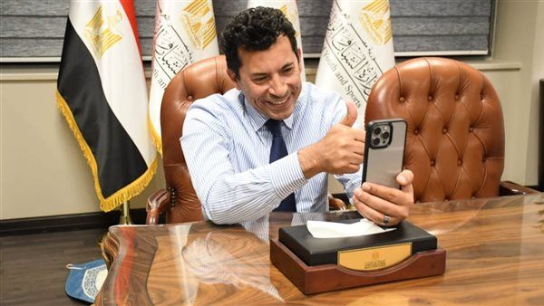 وزير الرياضة يهنئ منتخب الشباب بعد الفوز على غانا والتأهل للمونديال