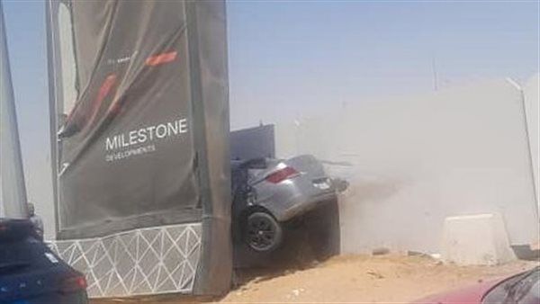 إصابة سائق إثر حادث اصطدام أعلى محور جمال عبد الناصر في أكتوبر