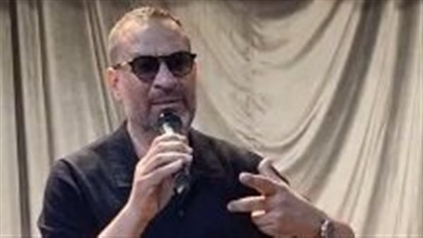 ماجد المصري أثناء تكريمه من جامعة بني سويف: عامل عملية لكن جيت علشانكم